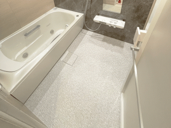 身体を包み込む浴槽と楽湯で安らぎを堪能 港区S様邸 身体を包み込む浴槽と楽湯で安らぎを堪能 港区S様邸